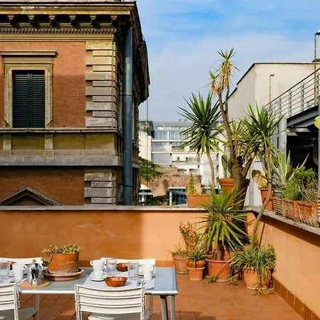 Spacious With Big Terrace At Colosseum * Rom